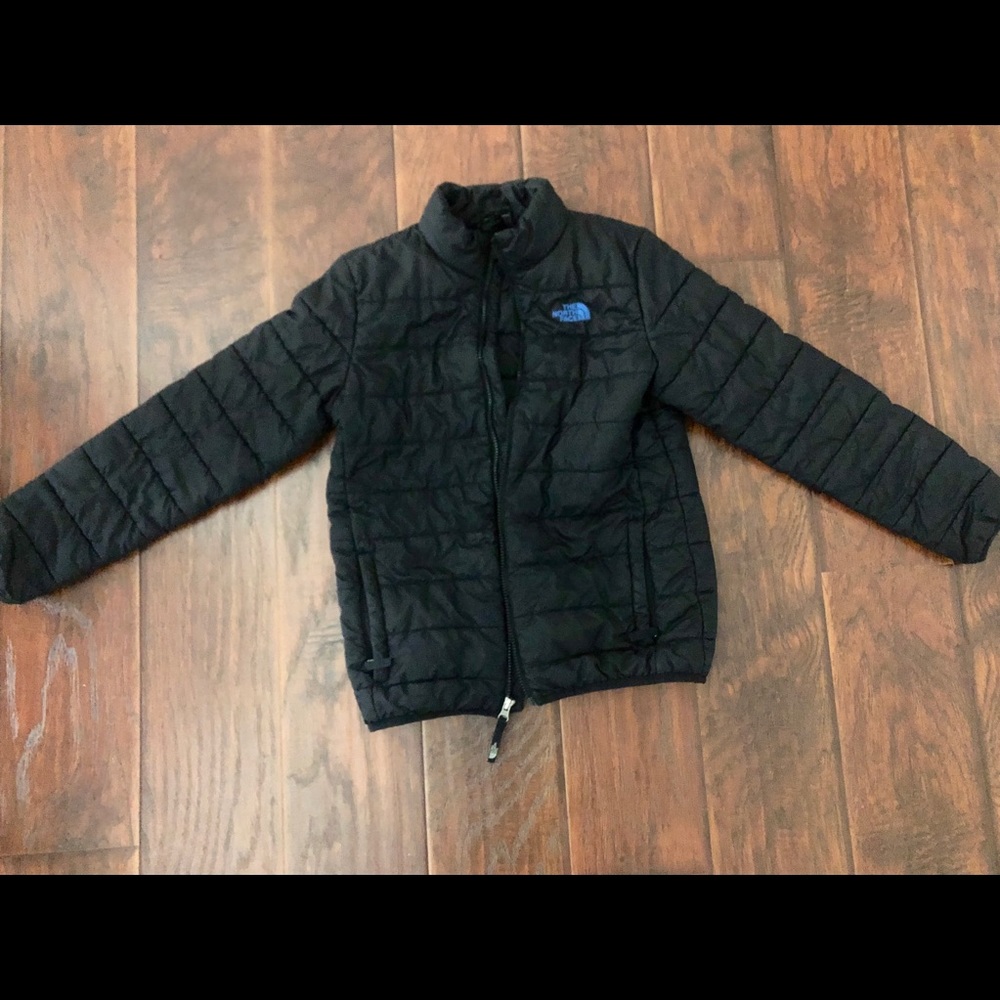 The North Face Boys Large Black Puffer Jacket